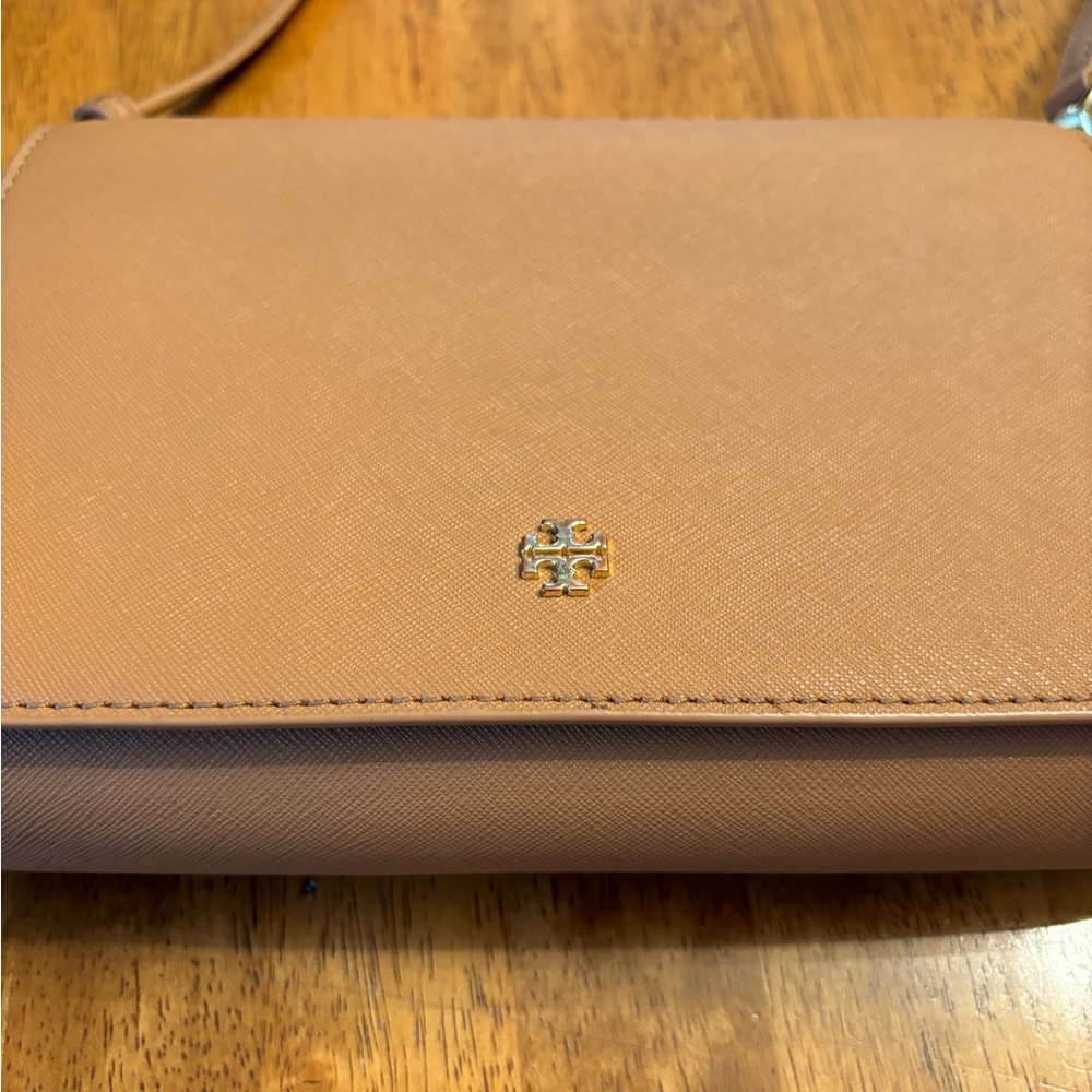 Tory Burch Tan Leather Shoulder Bag with Gold Hardware